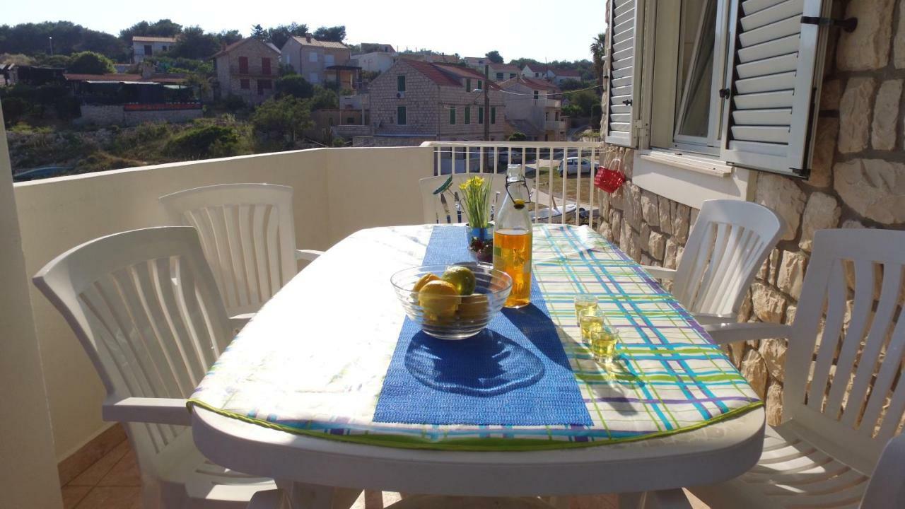 Apartment Karuza Rukavac فيس المظهر الخارجي الصورة